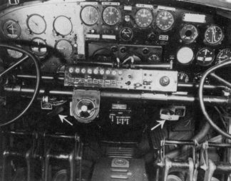 cockpit.gif (37516 bytes)